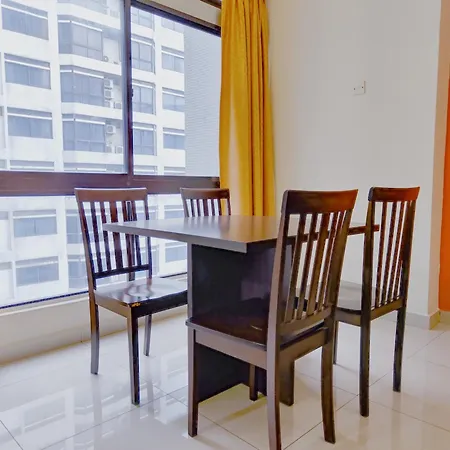 Aj-Home Fahrenheit 88 Pavillion Bukit Bintang 8Pax Kuala Lumpur Bagian luar foto